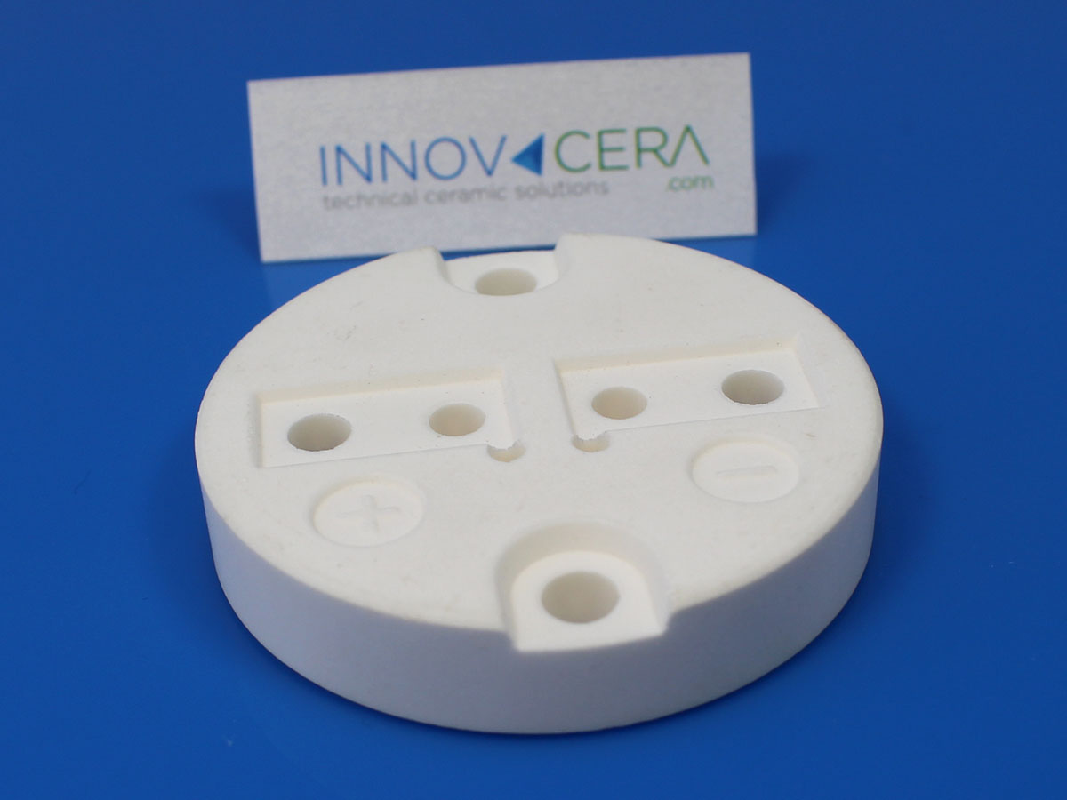 alumina ceramic insulator