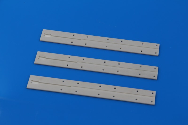 Ceramic substrate